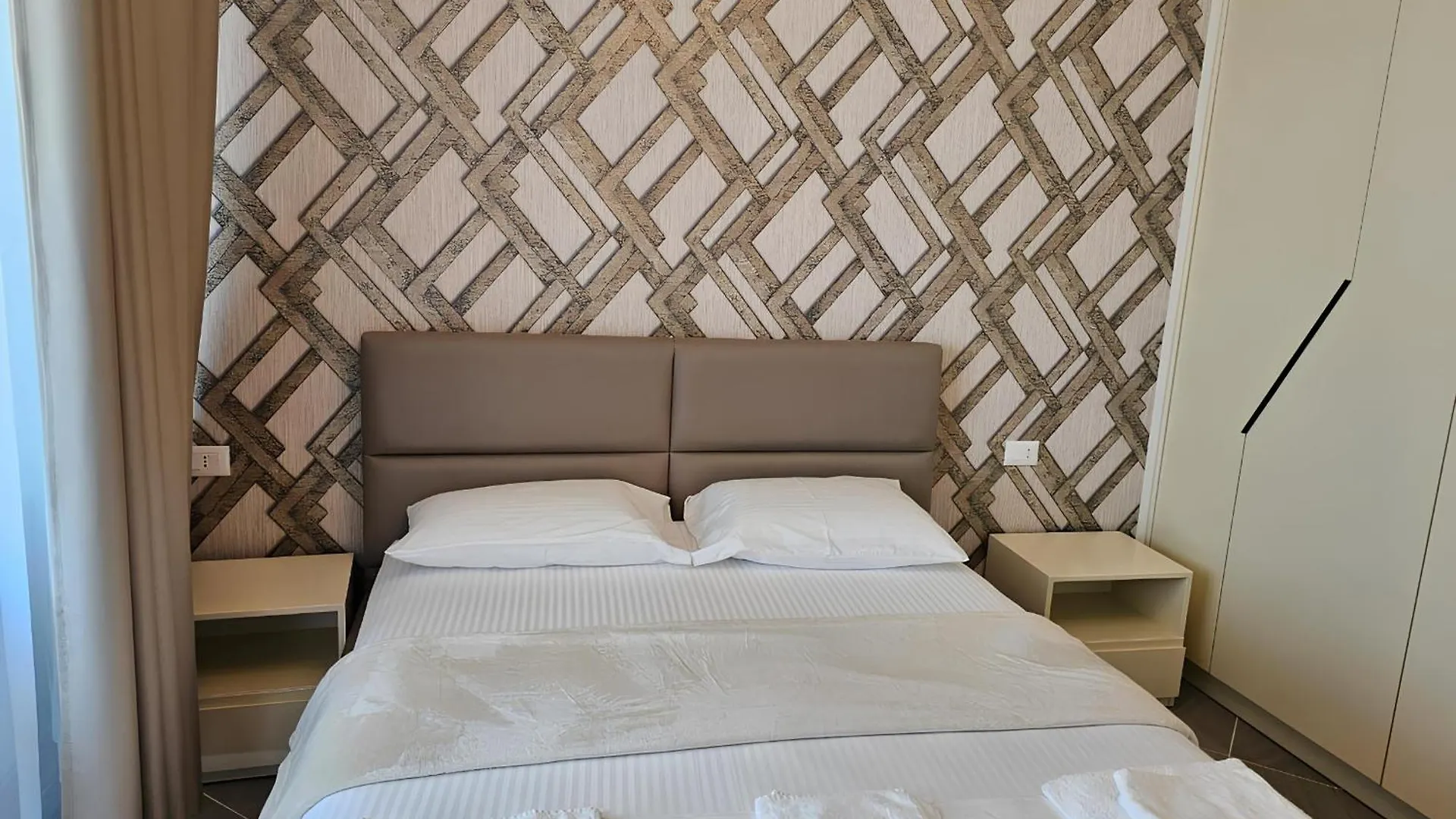 Sunset Apartment Vlore